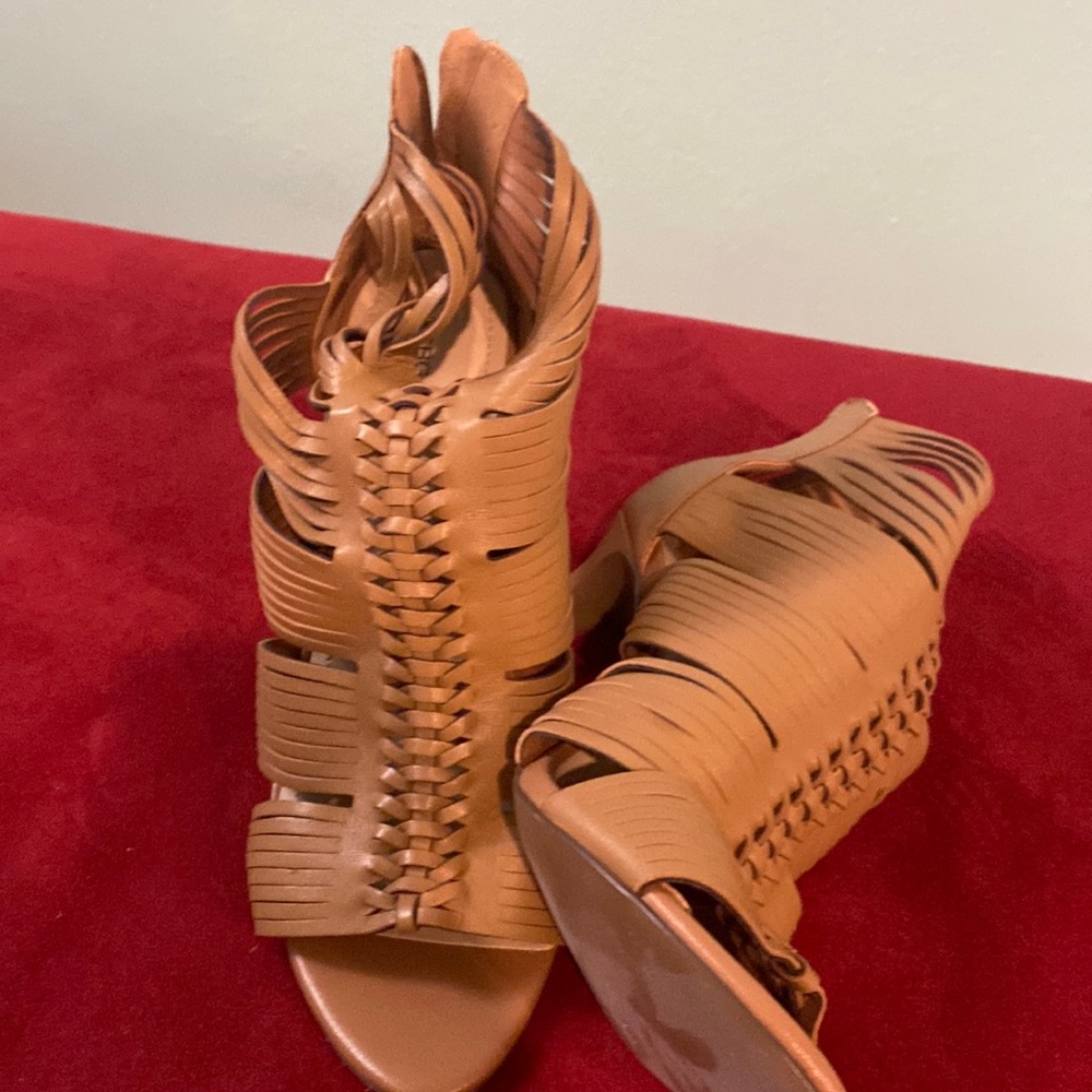 Heels- comfy